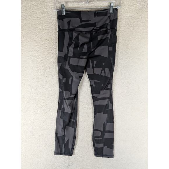 Under Armour Leggings Womens Small Ankle Capri Heat Gear Compression Gym Workout - Picture 2 of 14